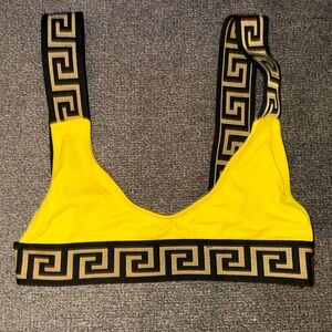 PrettyLittleThing Greek Designer Inspired Versace look-a-like Top crop bra swim